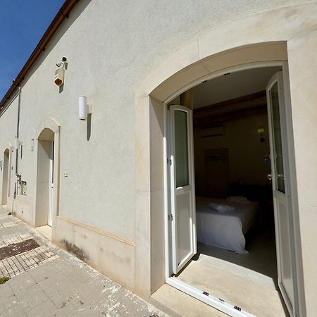 Re Bafe Hotell Syrakusa Exteriör bild